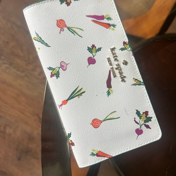 Kate Spade Wallet! - Picture 1 of 3